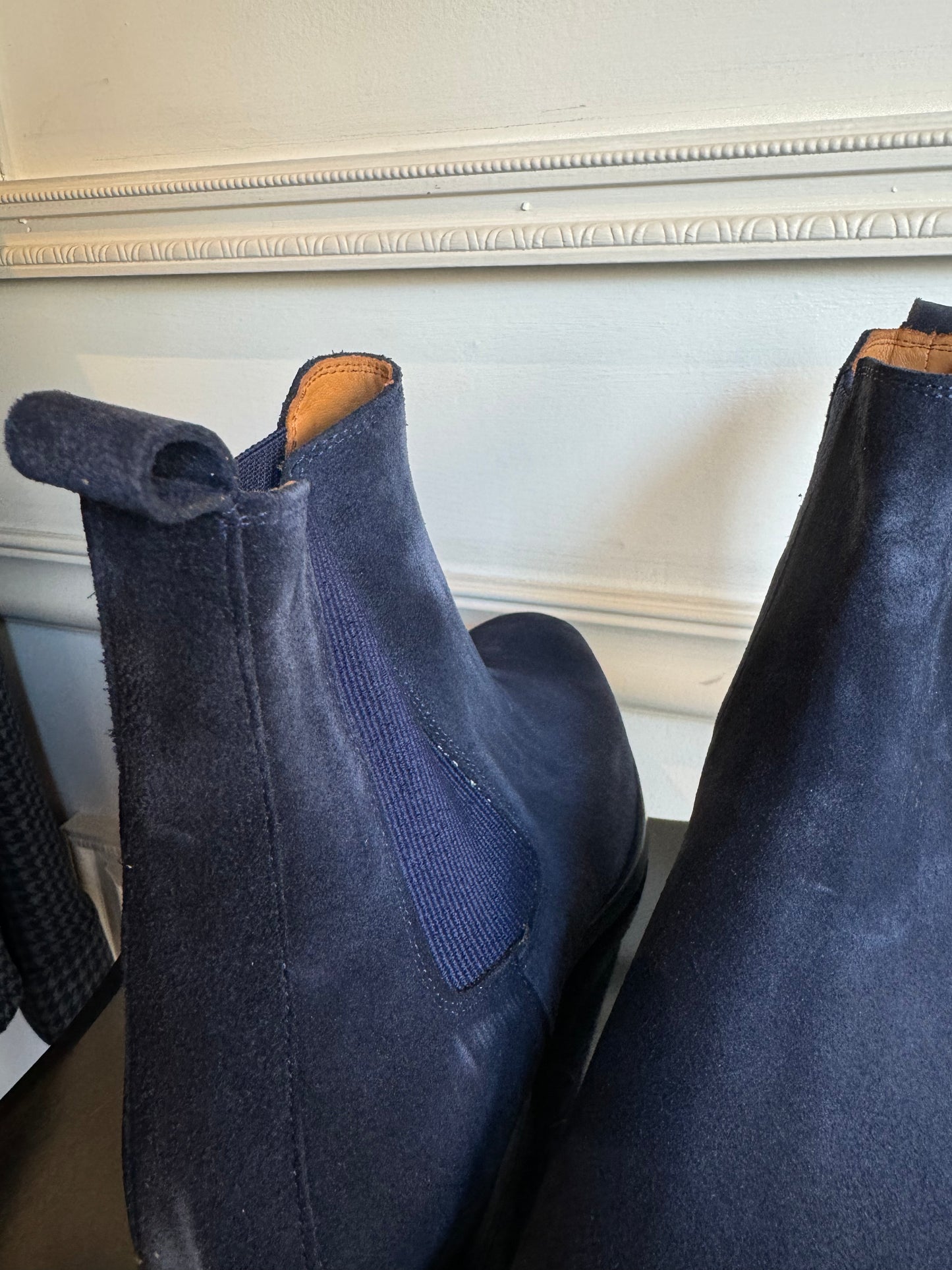 ETERI Navy Blue Suede Chelsea Boots