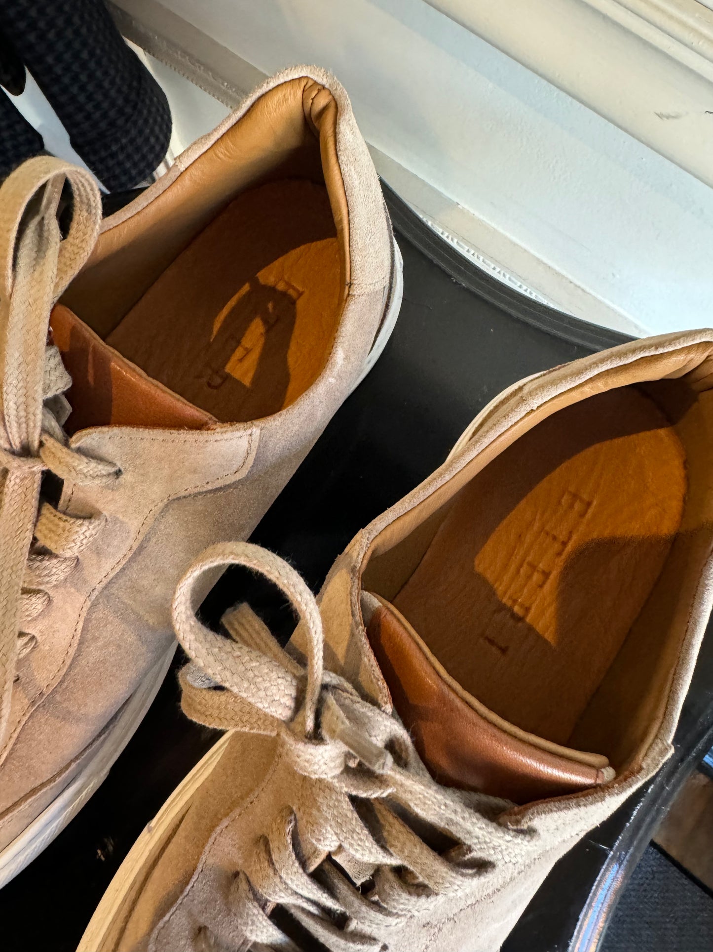 ETERI Beige Suede Sneakers